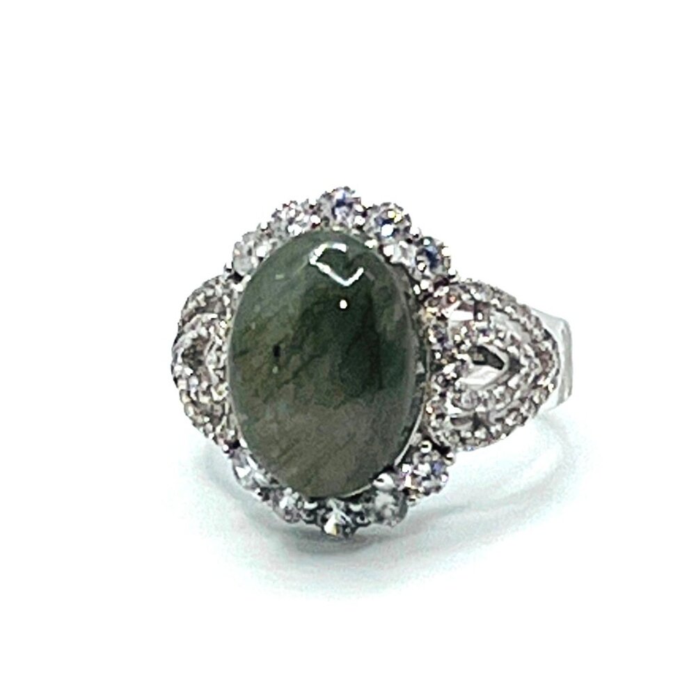 NWOT, Beautiful Labradorite stone on a 925 sterling silver band, size 7 - Picture 1 of 7